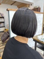 ジナルシナ(jinaluseana) 隠し刈り上げボブ