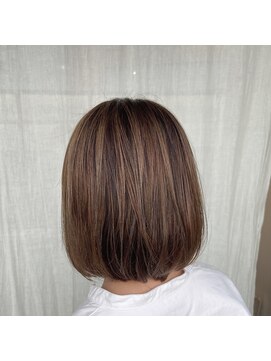 テイスティ プライム(tasty prime) ハイライトでトーンアップグレー隠し