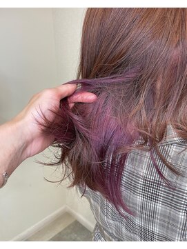 ヘアーアンドメイク ドレス(DRESS) ピンクバイオレット　インナーカラー