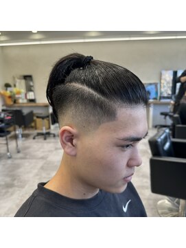 ルースト 京都駅前店(ROOST) フェードマンバン