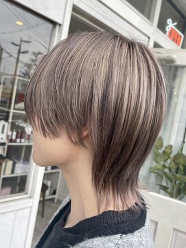 ヘアリゾート クオリア(hair resort Quaria by piece) マッシュウルフカットミルクティーグレージュ