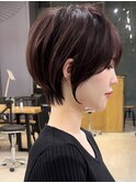 美髪シアーカラーピンクブラウンショートカット切りっぱなしボブ
