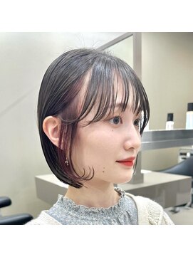 シシ 大宮(She 2.) 乾かして丸くなるショート/丸みショート/前髪/ベージュカラー