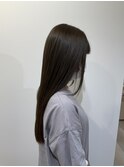 ストレート艶ロング×顔まわりカット