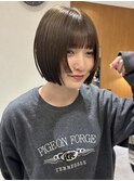 大人ボブ大人ショートボブ切りっぱなしボブ前髪あり前下がりボブ