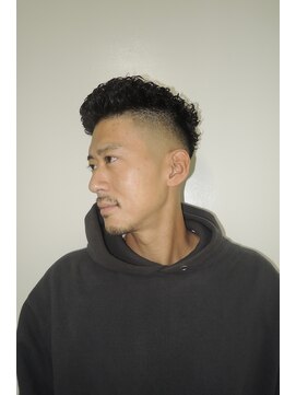 メリケンバーバーショップ トーキョー(MERICAN BARBERSHOP TYO) メンズカットアップバングスパイキーショート(ヌマタユウト)63