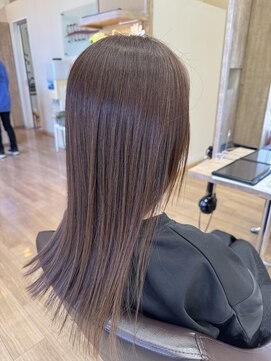 艶感オリーブベージュの髪質改善ロング