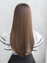 エレノア 自由が丘店(Eleanor) 自由が丘/艶ロング/トリートメント/イルミナカラー