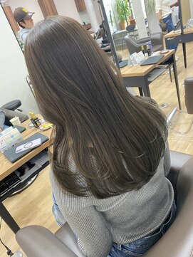 フリック(FLiC) グレージュカラー
