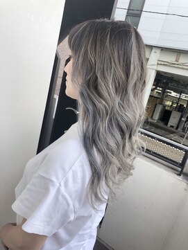 salon de MiLK 札幌大通店【サロン ド ミルク】 白髪染めしながらバレイヤージュ