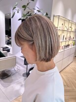ステア ケース(stair case)&nbsp;白髪と楽しく過ごすハイライト　白髪率60%
