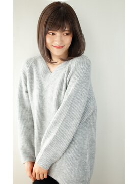 ケアウメダ(CARE UMEDA) 【CARE UMEDA】ナチュラル可愛い肩上ロブ　徳田圭吾