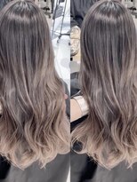 アライブ キチジョウジ(ALIVE Kichijoji)&nbsp;小顔セミウェットウェーブハイライトカラーオリーブカラー