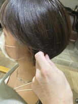 ヴァンクシー バイ ルナ(VANKCY by Luna)&nbsp;インナーカラー イヤリングカラー ベージュ ショートボブ 前髪