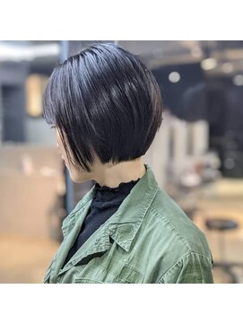 ローハ アゲオ(Lowha -ageo-) コンパクトショートボブ