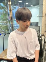 ヘアーアンドメイク ビス(HAIR&MAKE bis) シルバーアッシュカラー♪【多田 華歌】