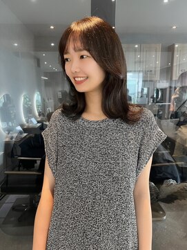 ジーナ セントラル銀座(Zina) くびれミディ＊韓国ヘア＊アッシュブラウン【ZinaCENTRAL】