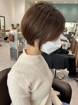 アッシュ 豊田店(Ash) 【担当:高下将一】丸みショートボブ