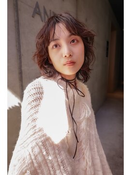 トレンチ(TRENCH) 《TRENCH おつじ》縦巻き ウェーブ ウルフカット