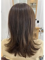 サロン(SALON) レイヤースタイル＋赤み消しカラー＋パーソナルトリートメント