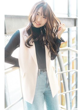 オハコ インナーカラー×韓国風巻き髪ヘア