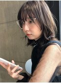くびレイヤーエモージュ前髪薄めバング大人ガーリー