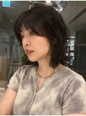 お洒落パーマミディアム顔まわりレイヤー暗めカラー
