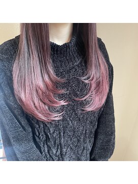 アヴァンス ジェイアール和歌山店(AVANCE.) レイヤーカット×ピンク