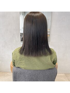 ミント(mint) 透明感オリーブグレージュ！くすみ感を！