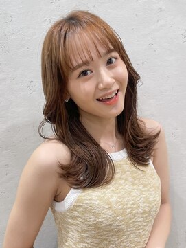 ロンドプランタン 恵比寿(Lond Printemps) ミディアムレイヤーヘアのくびれヘア　明るめベージュ