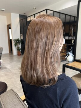 ライツ 富士店(ReiZ) ブリーチなし赤みなしWカラー