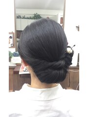 和装アレンジシニヨンヘアアップスタイル♪