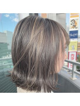 アミュレ(Amule) 『ハイライト定番』透明感ハイライトベージュ『小田急梅ヶ丘』