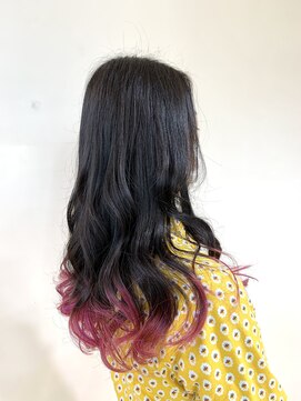 アズール 草加(azule) ベリーピンクの裾カラー