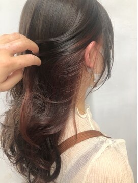 リコ(liko) 【liko 三軒茶屋 莉子】コーラルピンク×イヤリングカラー