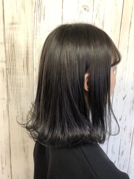 エモート(EMOTE) 透明感グレージュ