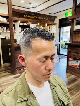 ラボーテイサミヘアーイースト(La.beaut'e ISAMI HAIR EAST) MEN’S HAIRハイライトマッシュパーマ〈理容室〉東浦和メンズ