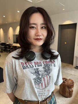 カイラ(KAILA) ウルフカットボブレイヤーカットミディアムレイヤーショートボブ