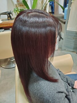 コモレビ(ko.mo.re.bi) 縮毛矯正＋髪質改善トリートメント