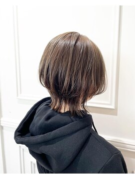 ヴィレッタ(VILLETA) イメチェン！！バッサリミディアム×ウルフカット