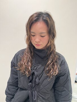 スタイル 茅ケ崎(STYLE) 【ハクラ】ロングパーマ ブリーチパーマ 顔まわりレイヤー