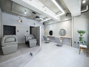 アイ(i)の写真/騒がしいのが苦手な方に.落ち着いた雰囲気と初めてでもくつろげるプライベートな空間でお待ちしております.