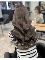 リンドトウキョウ(LINDO TOKYO) デザインカラー/レイヤーカット/ウェットヘア/オリーブベージュ