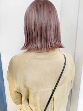 アクトゥス(AEQUITAS) ぱっつんボブxピンクベージュ【池袋/20代/30代/40代】