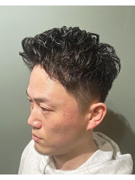 スタンドバーバー 柏(STAND BARBER) スペインカール/韓国マッシュ/スパイキーショート/柏