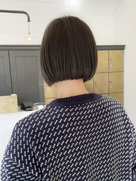 ヘアーアイスカルテット(HAIR ICI QUARTET) 冬のミニボブ×オリーブグレージュ◎20代30代