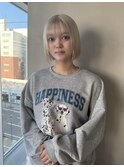 White blond × bob