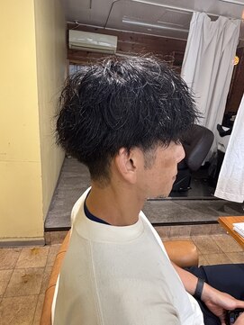 ニコロ(Niccolo) ツイストスパイラルパーマ