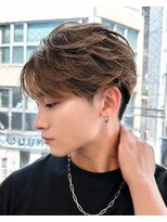 ポーチバイハニー オモテサンドウ(PORCH by HONEY omotesando)&nbsp;メンズマッシュセンター分けツーブロックフェザーパーマ2