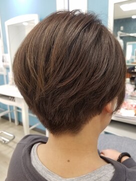 アラワラブルー(arrawarra blue) ショート/20代/30代/40代/50代/倉敷/白楽町